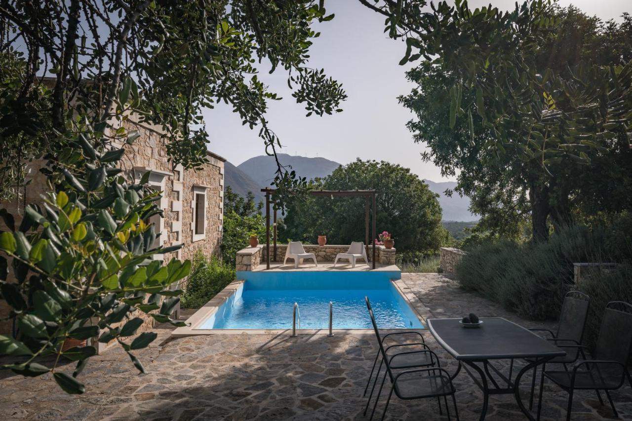 Koules Estate, With Private Pools & Bbq - Embracing Nature, By Thinkvilla Argouli Экстерьер фото