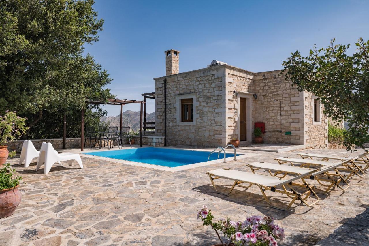Koules Estate, With Private Pools & Bbq - Embracing Nature, By Thinkvilla Argouli Экстерьер фото